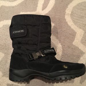 Coach snow boots size 9.5